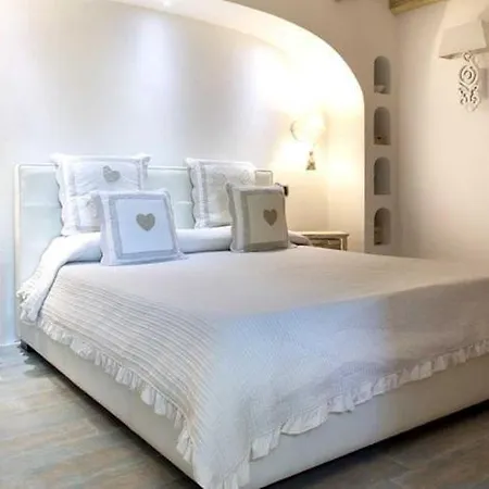 Sleeps 4 Villa